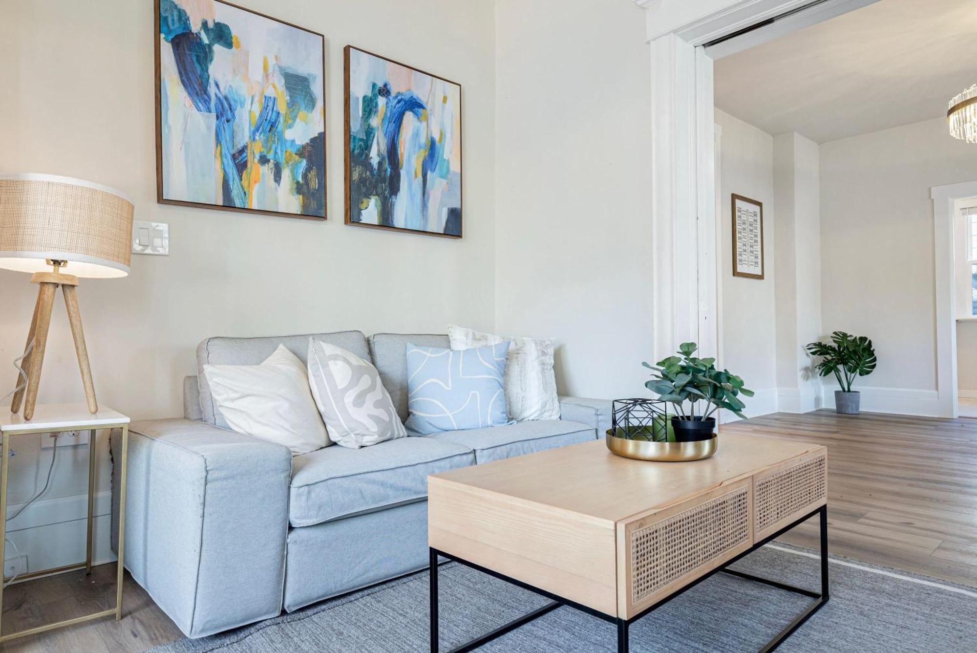 Holiday home Vintage Meets Modern Spacious Capitol Hill Single Family With 97 Walk Score